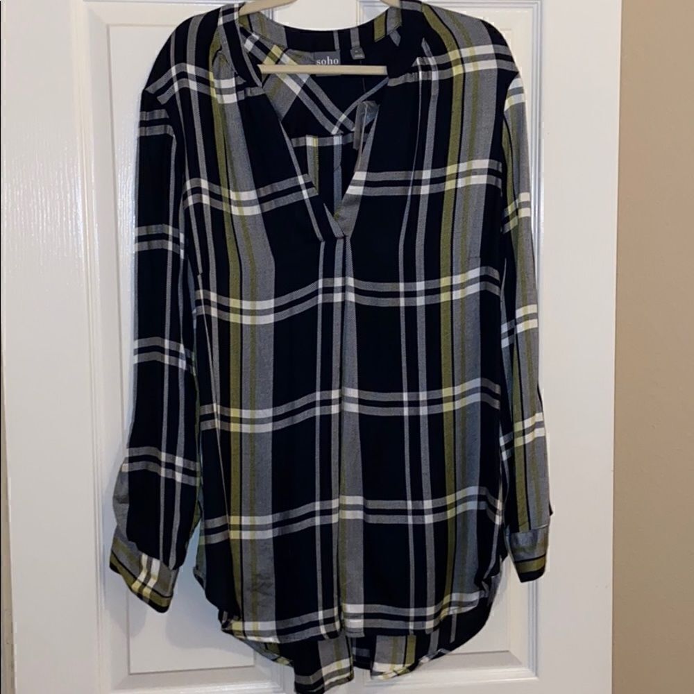 Long plaid flannel long sleeve